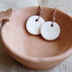 Orecchini terracotta bianca " pizzo" 
