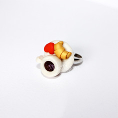 Anello regolabile con tazzina caffè e croissant 