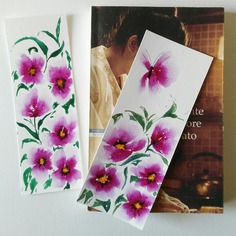 Coppia di segnalibri dipinti a mano 