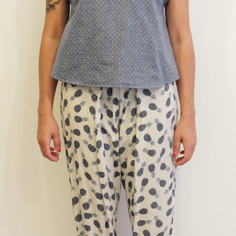 Braghettoni cavallo morbido in cotone leggera stampa ananas. 