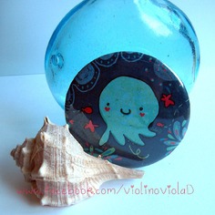 Calamita rotonda illustrata. polipetto nel mare 