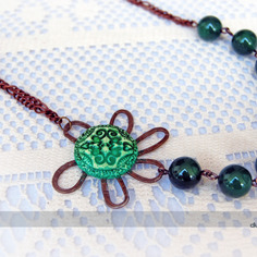 Collana media lunghezza "frida" color verde bottiglia e rame anticato 