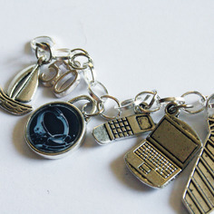 Braccialetto *50 sfumature* con ciondoli in resina 