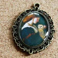 Ciondolo cammeo in resina *il barbagianni* 