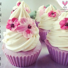 "sugar flower" versione rosa\lilla cup cake soap naturale vegetale 