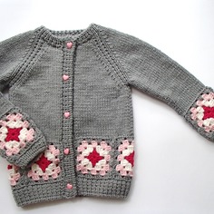 Giacchina da bambina in lana merino - motivo granny 