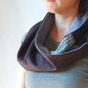collo infinity in tessuto reversibile viola 